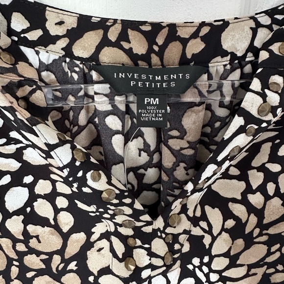 Investments Women’s Petite Medium Scoop Neck 3/4 Sleeve Blouse - Picture 3 of 6